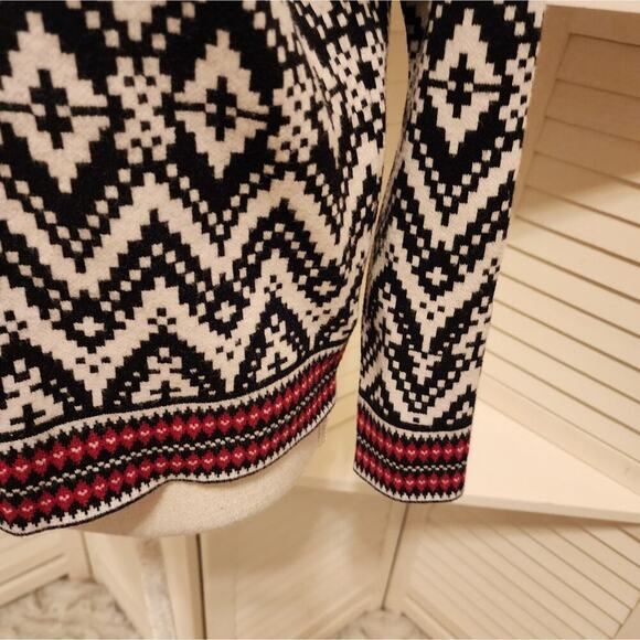 TAHARI DIAMOND BLK/WHITE/RED MOCK TURTLENECK SIZE SMALL - Picture 4 of 6